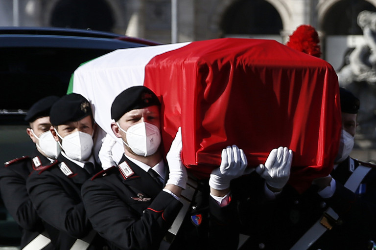 Attacco Congo: Funerali di stato per Attanasio e Iacovacci - Mario Draghi arriva in basilica