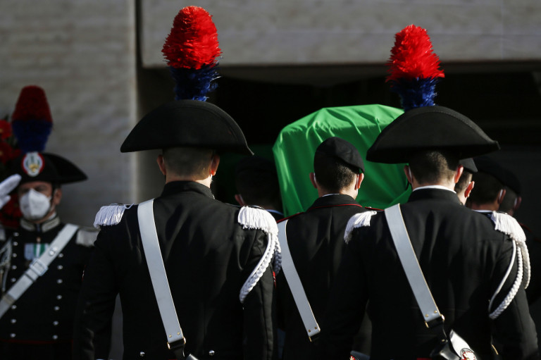 Attacco Congo: Funerali di stato per Attanasio e Iacovacci - Mario Draghi arriva in basilica