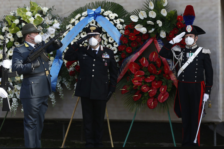 Attacco Congo: Funerali di stato per Attanasio e Iacovacci - Mario Draghi arriva in basilica