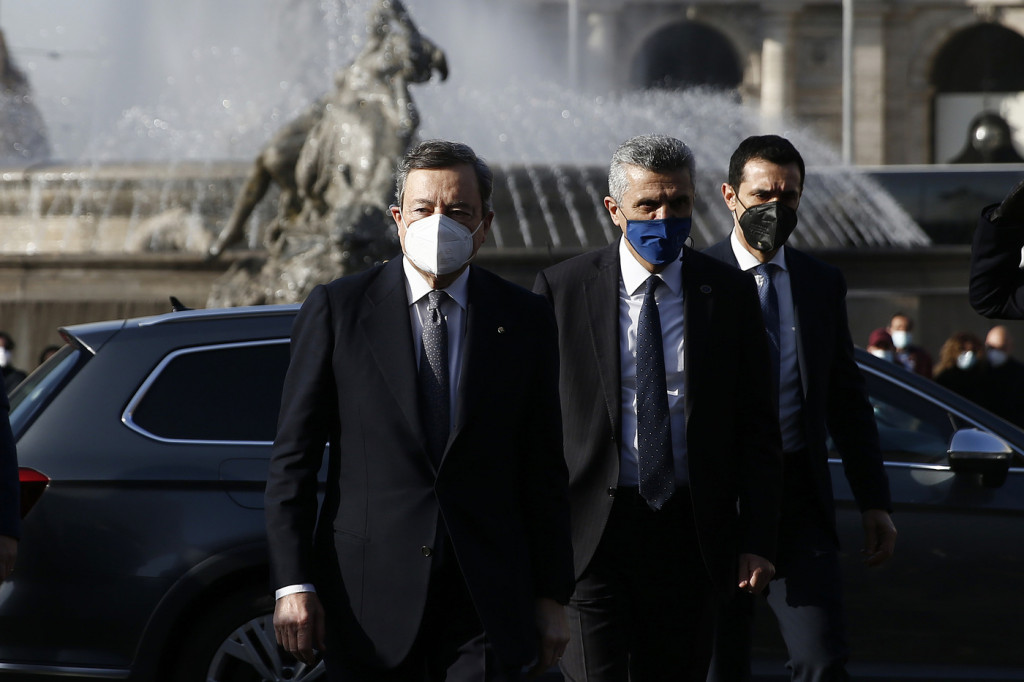 Galleria foto 'I funerali di Stato alla basilica di Santa Maria degli Angeli – FOTOGALLERY' - foto 15