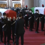 Funerali Attanasio e Iacovacci, l’ingresso delle bare nella basilica