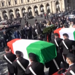Funerali Attanasio e Iacovacci, tanta gente comune: “Qui per onorare la loro memoria”