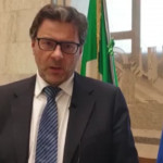 Mise, Giorgetti: “Governo pronto a dare mezzi per produrre un vaccino italiano”