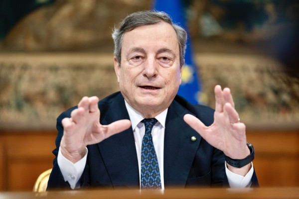 Il Presidente del Consiglio Mario Draghi partecipa alla videoconferenza dei membri del Consiglio europeo