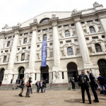Borsa, Milano apre in rialzo: Ftse Mib +0,75%