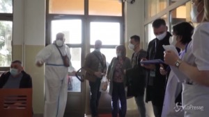 Belgrado vaccina i serbi del Kosovo