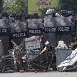 Myanmar, violenze durante proteste contro golpe. Onu: “18 morti e 30 feriti”