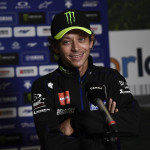 Presentato il team Yamaha Petronas 2021. Valentino Rossi: “È una nuova sfida”