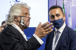 Giuseppe Conte e Beppe Grillo alla presentazione del Libro Blu 2019
