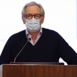 Coronavirus, Bertolaso precetta gli specializzandi: “Obbligati a fare i vaccini”