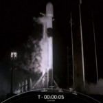 Space X, il lancio di 60 satelliti Starlink in orbita