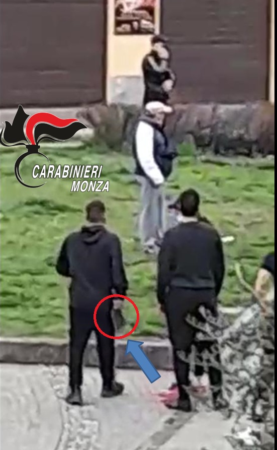 Brianza, maxi rissa tra giovani con machete: si erano dati appuntamento su Instagram