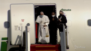 Papa Francesco è atterrato a Baghdad