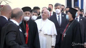 Papa in chiesa a Baghdad