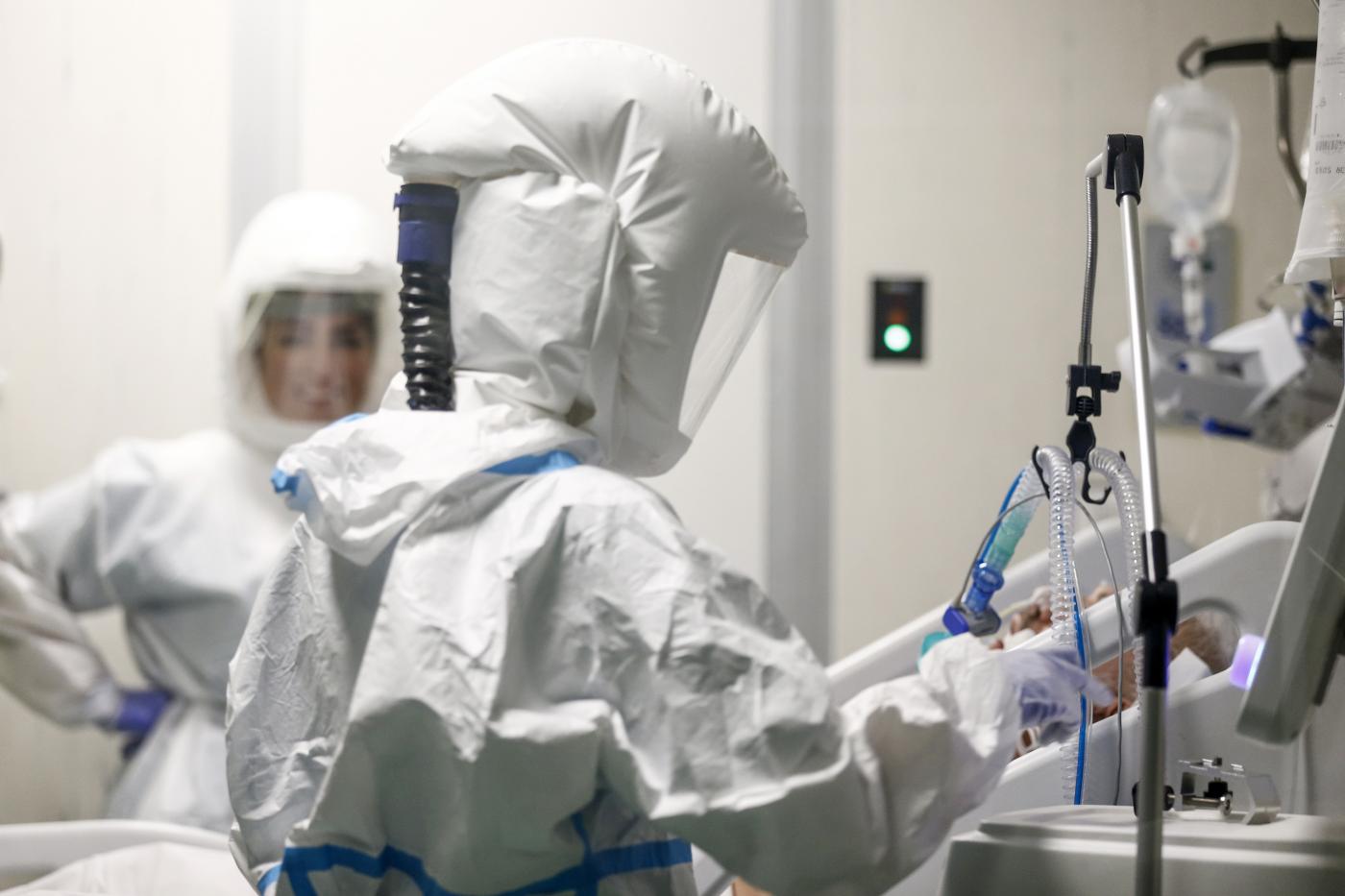 I dati Covid in Italia, 23.641 casi: lieve calo I dati Covid in Italia, 23.641 casi: lieve calo