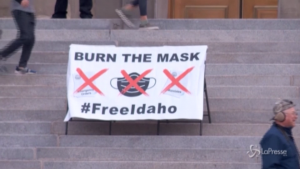 no-mask bruciano mascherine a Boise