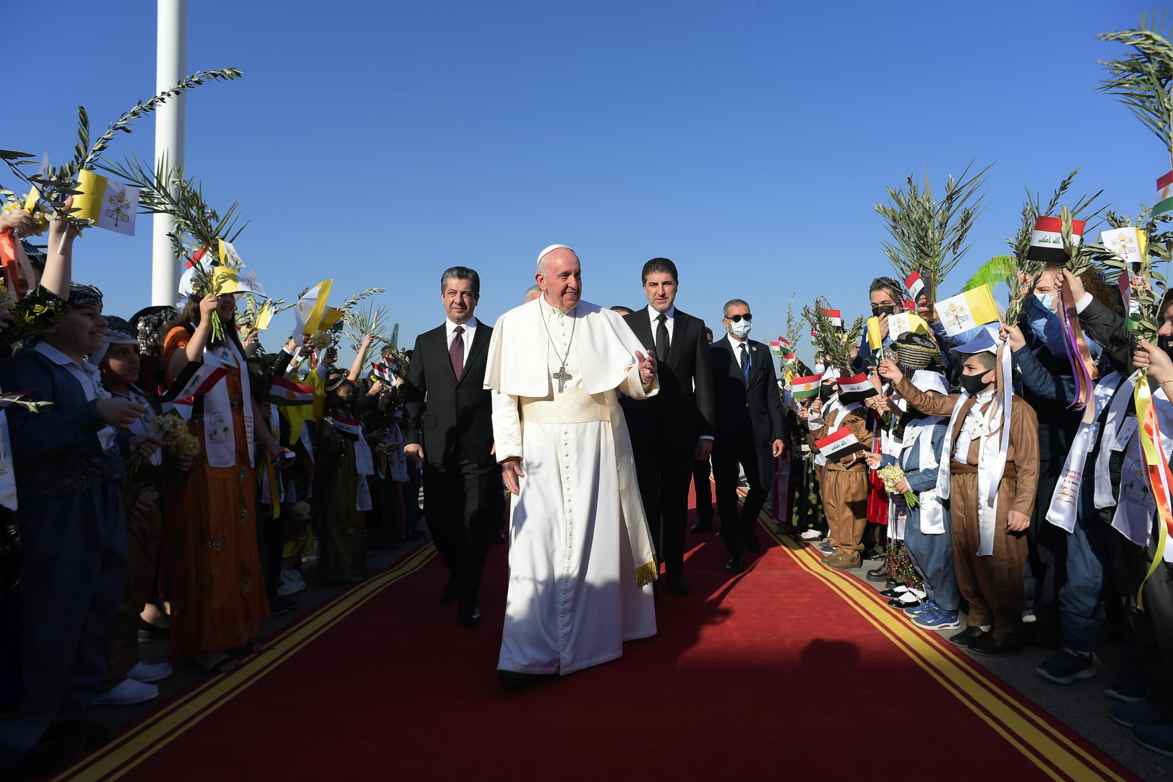 Papa Francesco a Erbil incontra padre di Alan, bambino simbolo di naufraghi e migranti Papa Francesco a Erbil incontra padre di Alan, bambino simbolo di naufraghi e migranti