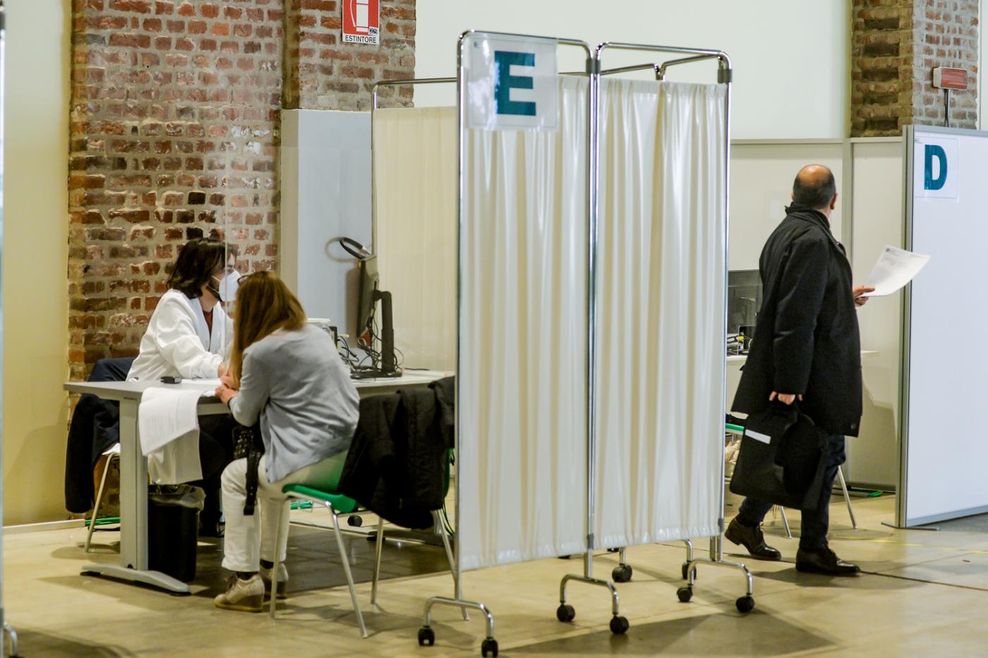 Oggi la riunione con il Cts, verso nuove misure