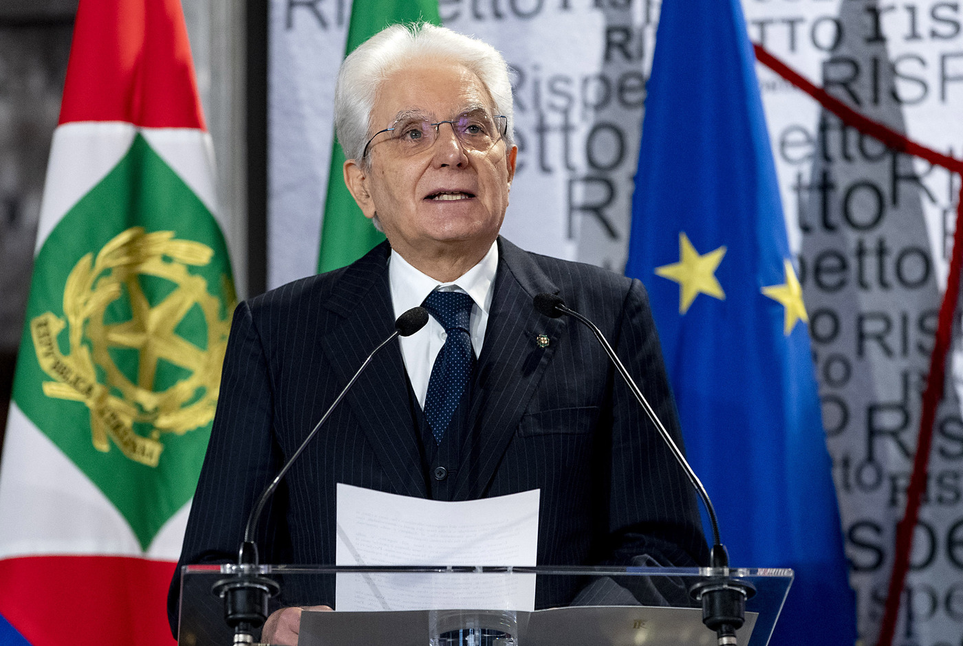 Mattarella ricorda De Gasperi: “Non togliere ai giovani la speranza del futuro”