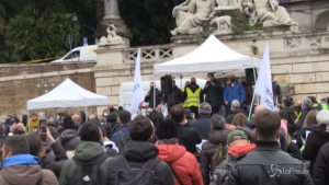Roma la rabbia delle associazioni sportive