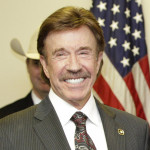 Buon compleanno Chuck Norris, 81 candeline per la star di ‘Walker Texas Ranger’