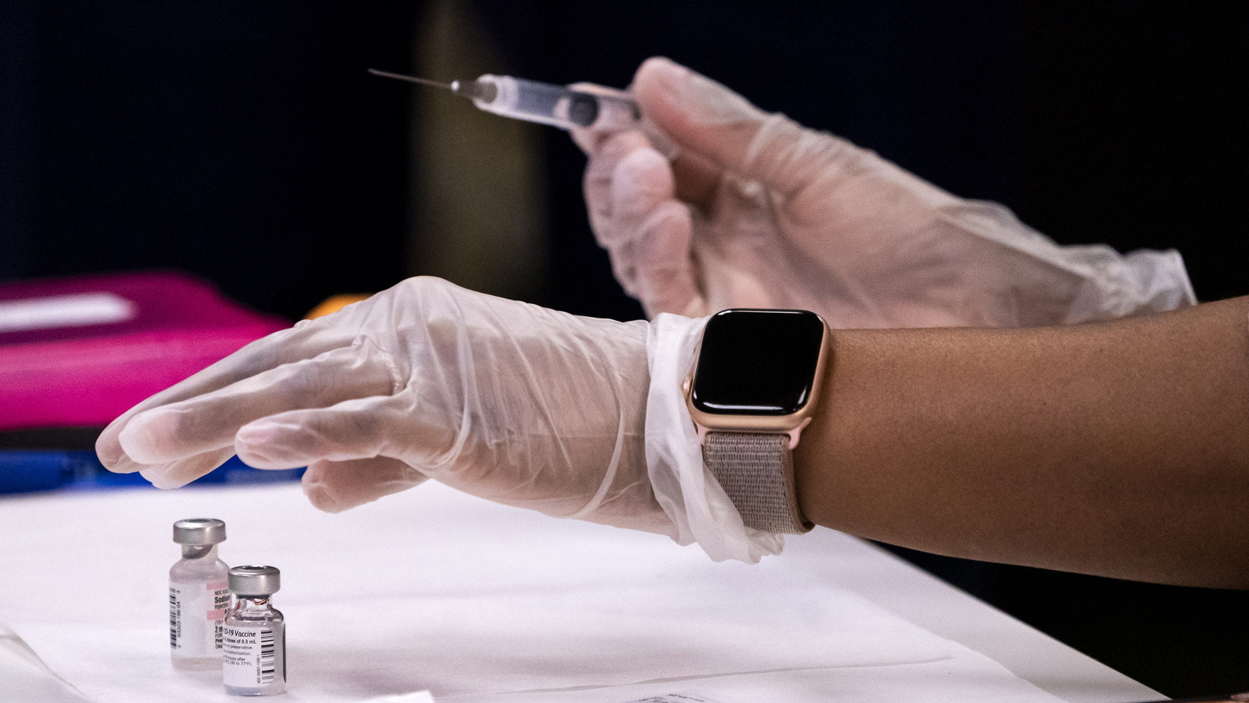 Ue, J&J non garantisce le prime 55 mln di dosi. Altri 4 mln di dosi Pfizer a marzo