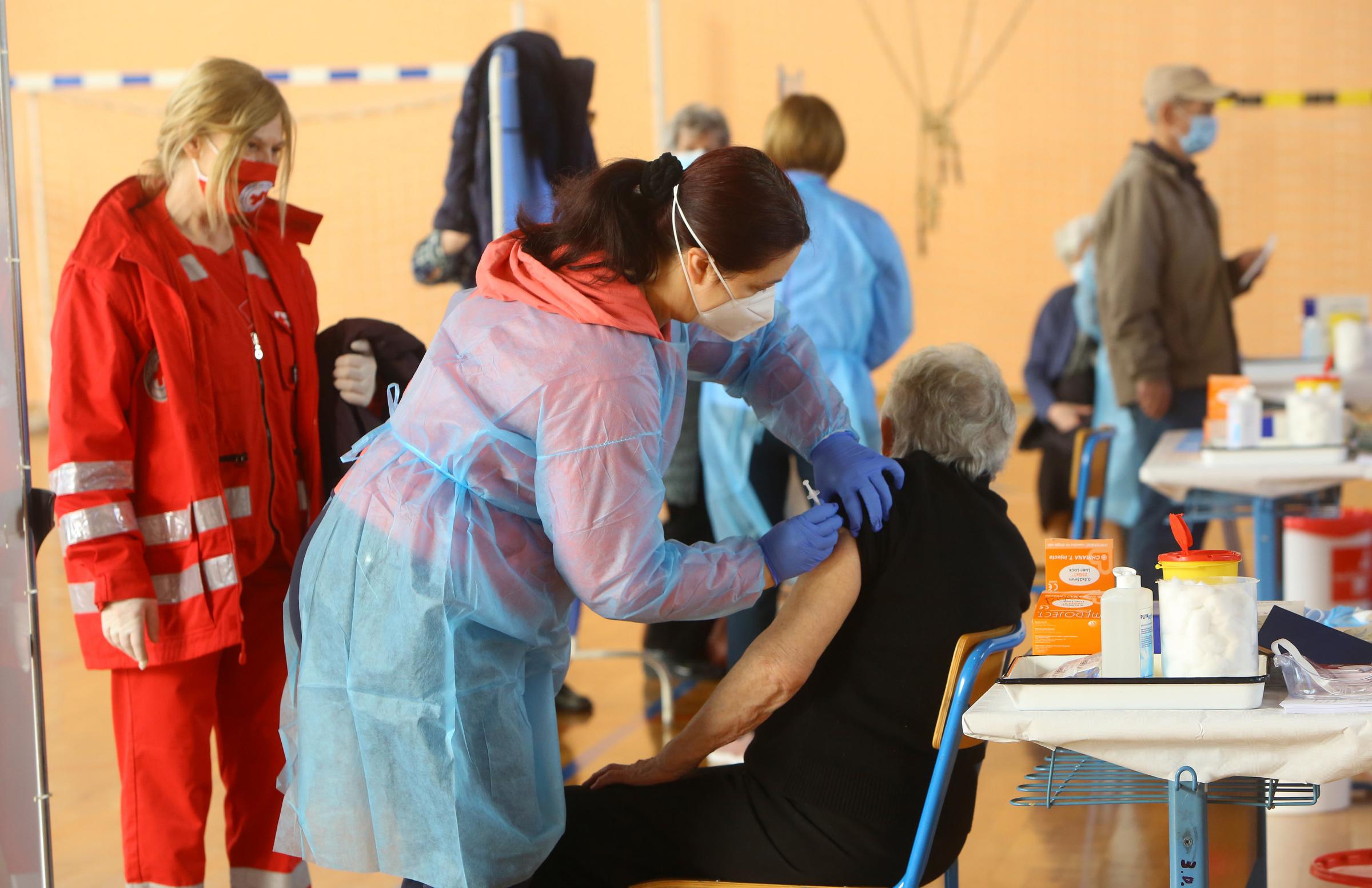 Vaccini, la federazione disabili a Stefani e Speranza: “Aspettiamo i fatti” Vaccini, la federazione disabili a Stefani e Speranza: “Aspettiamo i fatti”