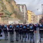 Campania in lockdown, ambulanti contro il governatore De Luca