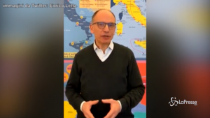 Letta annuncia la sua candidatura alla segreteria