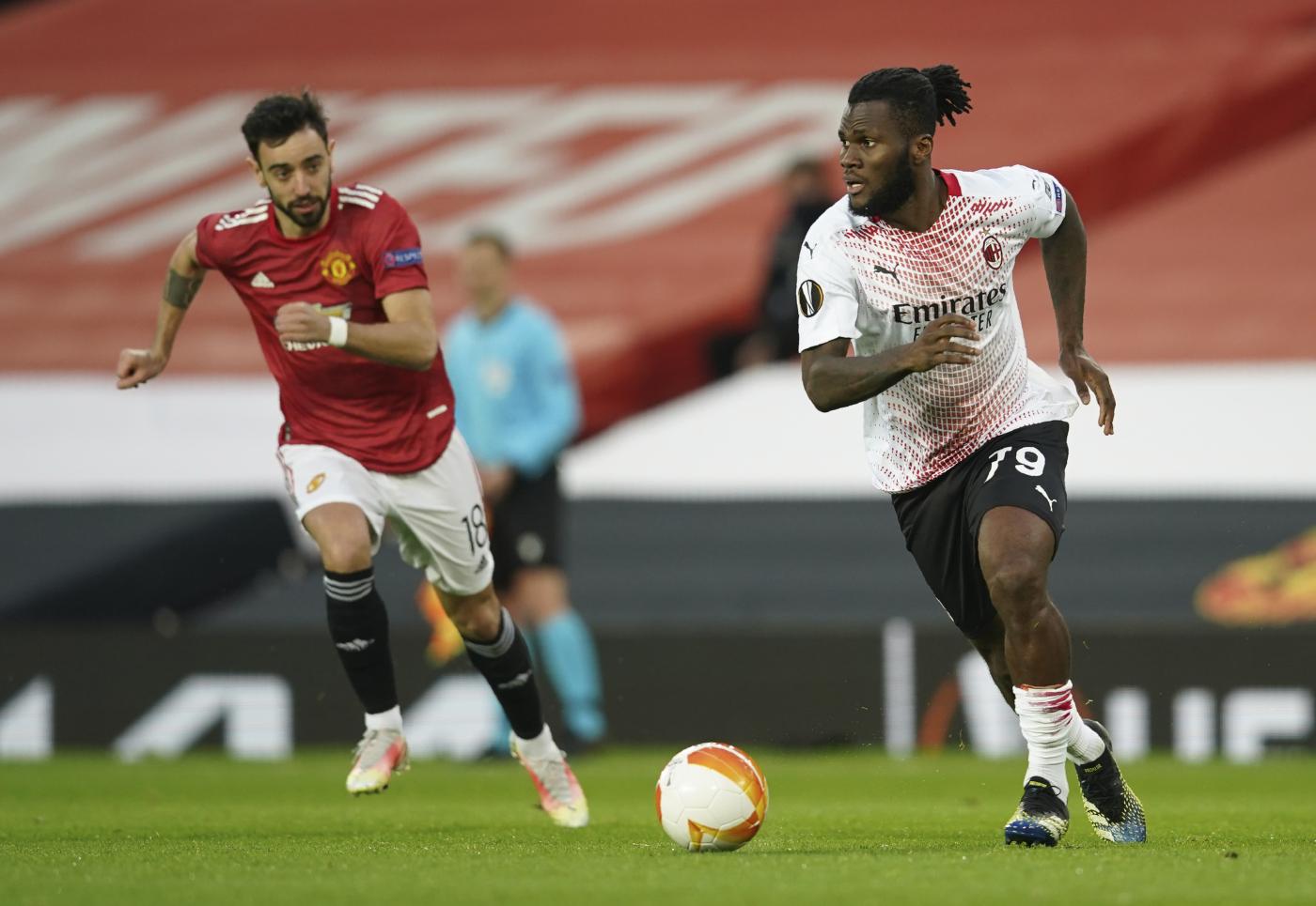 Europa League, il Milan brilla a Old Trafford: 1-1 con lo United. Kjaer gol al 92′