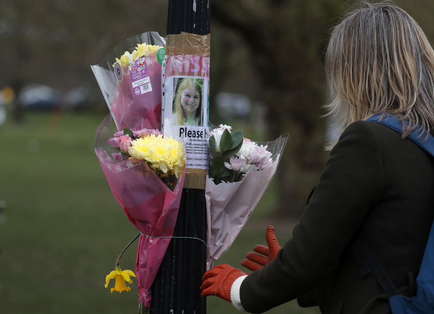 Bufera su polizia Londra dopo scontri a veglia per Sarah Everard