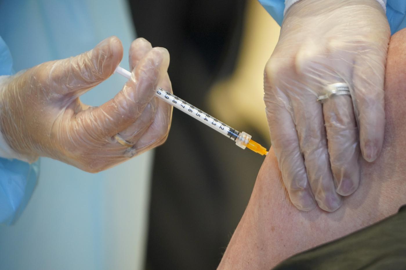 Vaccini, inchieste e paura medici. Fnomceo: “Scudo penale o campagna a rischio” Vaccini, inchieste e paura medici. Fnomceo: “Scudo penale o campagna a rischio”