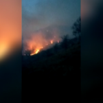Valsusa, le fiamme divorano il monte Musinè