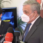 Vaccini, Tajani: “Servono almeno altri 5 miliardi di euro subito”