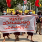 Myanmar, centinaia in protesta per le strade di Mandalay