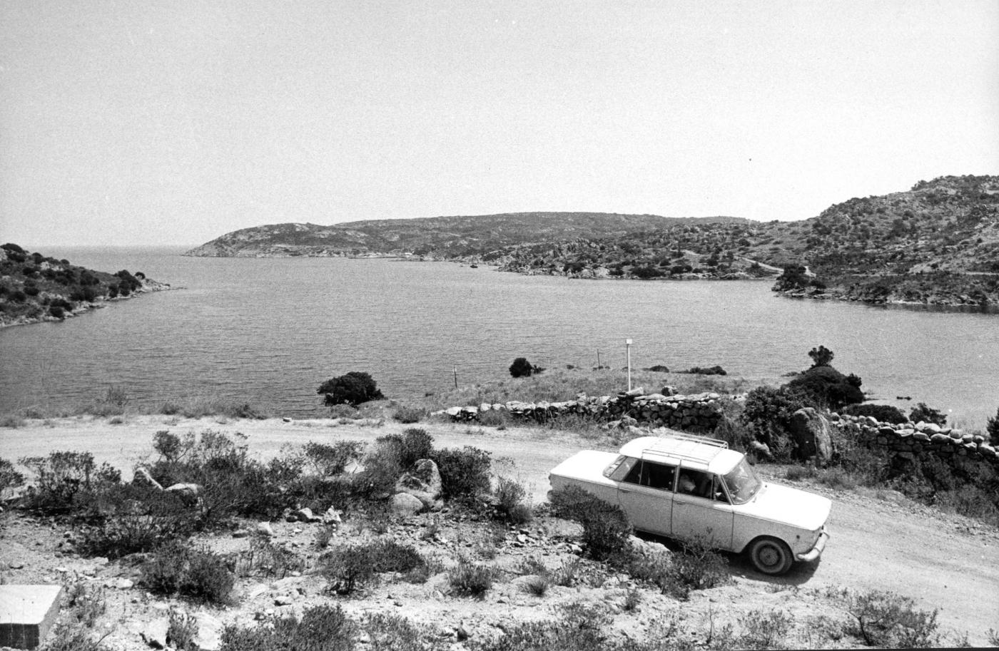 Sardegna, l’isola vietata ai turisti si propone come modello nazionale Sardegna, l’isola vietata ai turisti si propone come modello nazionale