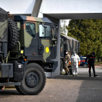 Arrivo al cimitero di Cinisello del trasporto di salme