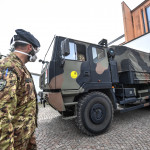Arrivo al cimitero di Cinisello del trasporto di salme