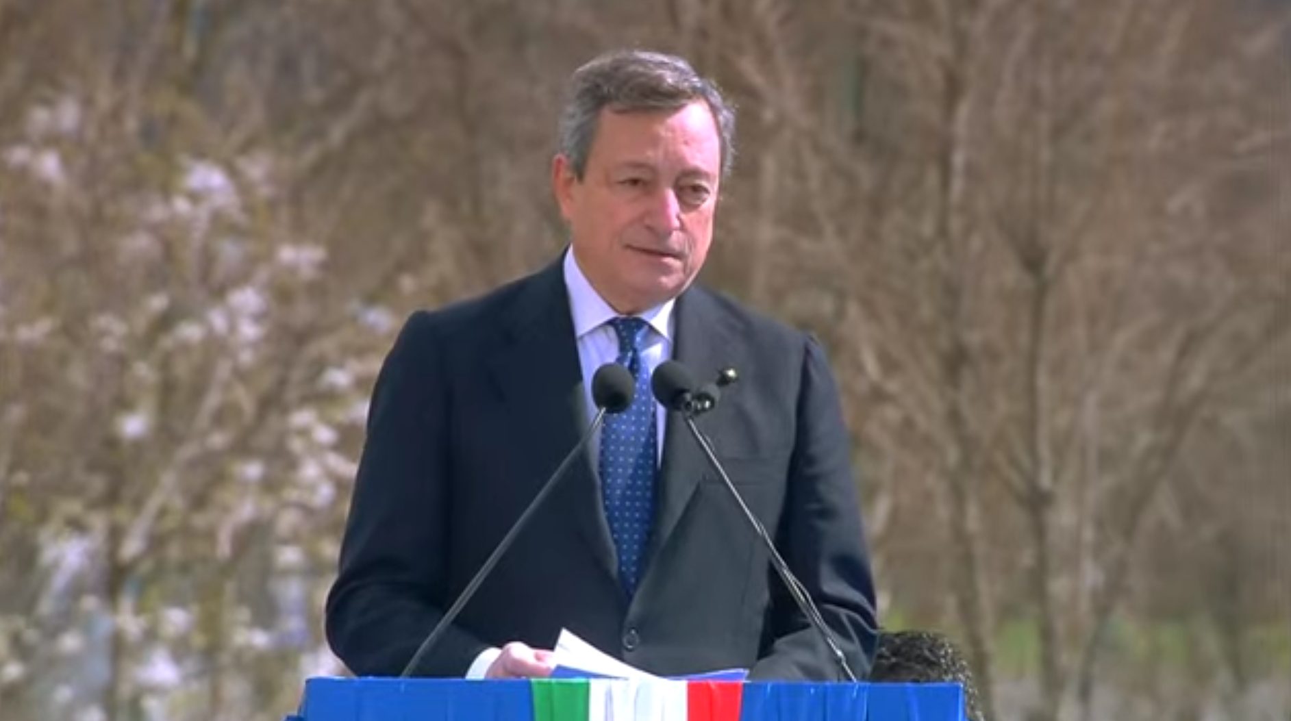 Covid, la Giornata della memoria per le vittime. Draghi: “Lo Stato c’è e ci sarà”