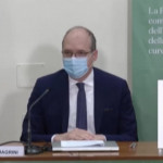 Vaccini, Aifa: “Revocato divieto per AstraZeneca, è sicuro e non ha limiti di età” – VIDEO