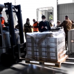 Vaccino: l’arrivo a Pratica di Mare delle dosi di Moderna