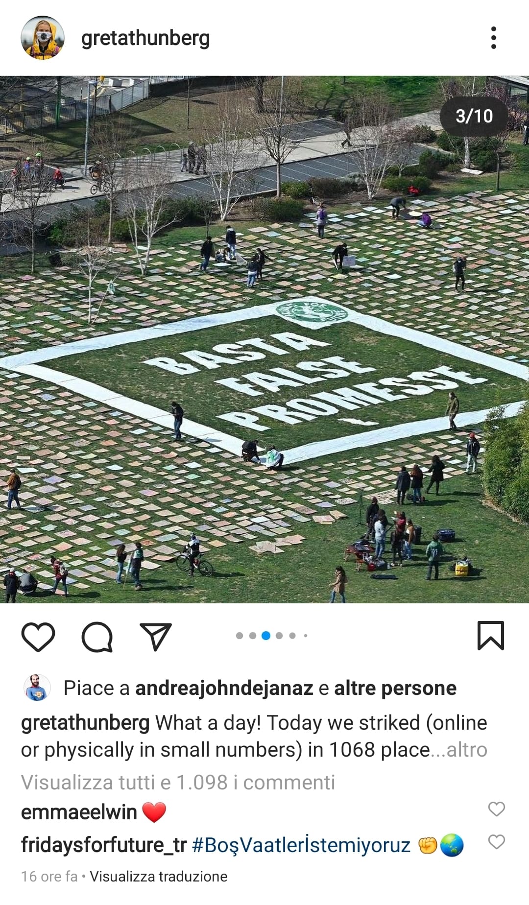 Clima, anche Greta Thunberg posta le foto della manifestazione a Torino