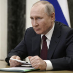 Vaccini, Putin: “No Ue a Sputnik? Difende cittadini o case farmaceutiche?”