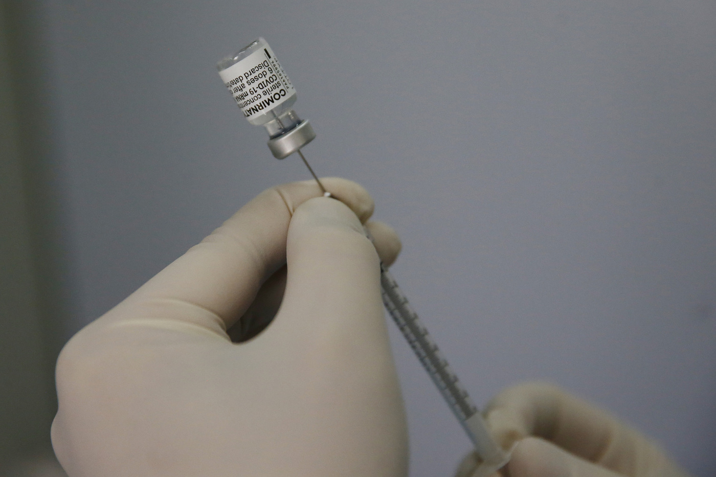 Vaccini, frase shock parroco Cesena: “Fatti con feti vivi”. Il sindaco: “Falsità infondate” <a href="https://www.lapresse.it/coronavirus/2021/03/23/vaccini-omelia-shock-del-parroco-cesena-fatti-a-base-di-feti-vivi/" target="_blank" rel="noopener noreferrer"> <u> VIDEO </u> </a> Vaccini, frase shock parroco Cesena: “Fatti con feti vivi”. Il sindaco: “Falsità infondate” <a href="https://www.lapresse.it/coronavirus/2021/03/23/vaccini-omelia-shock-del-parroco-cesena-fatti-a-base-di-feti-vivi/" target="_blank" rel="noopener noreferrer"> <u> VIDEO </u> </a>