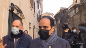 Letta e Marcucci arrivano insieme per riunione senatori