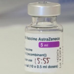 Roma, professori vaccinati con Astrazeneca: “Fiducia nella scienza”