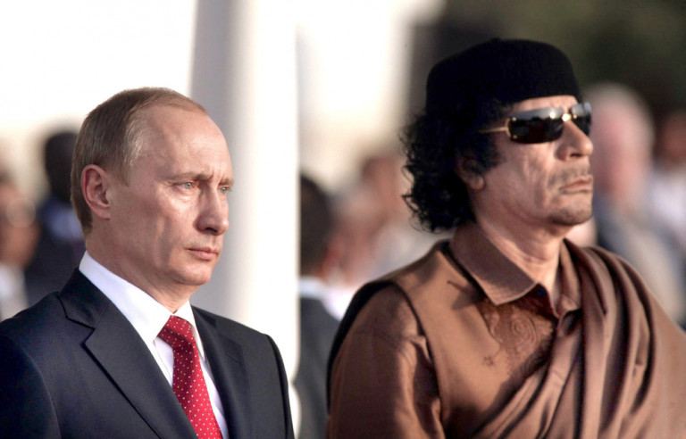 Muhammar Gheddafi riceve il presidente russo Vladimir Putin