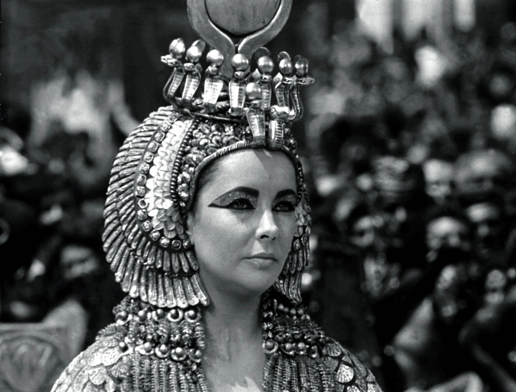 Galleria foto 'Dieci anni fa la morte di Liz Taylor – GALLERY' - foto 15