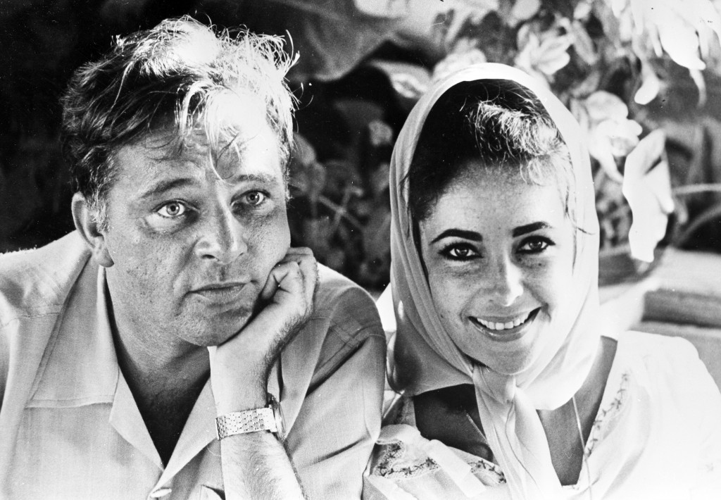 Galleria foto 'Dieci anni fa la morte di Liz Taylor – GALLERY' - foto 18