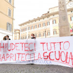 Scuola, ipotesi tamponi a tappeto per studenti. Domani mobilitazione no-Dad